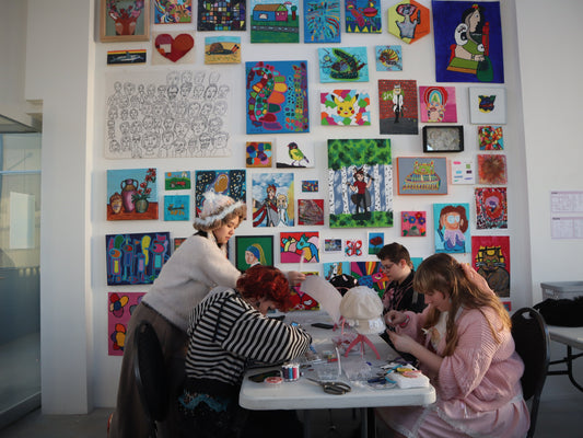 Hats, Surprises, and Handmade Fun at Otakat in Helmond ✨