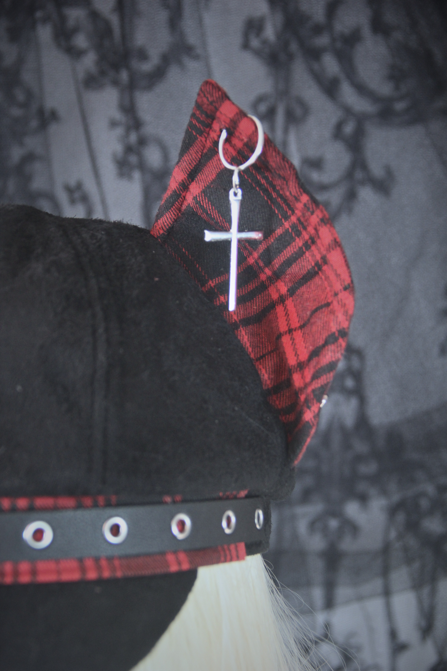 Newsboy Cap Hat with Dog Ear in Check Pattern and Studs RED