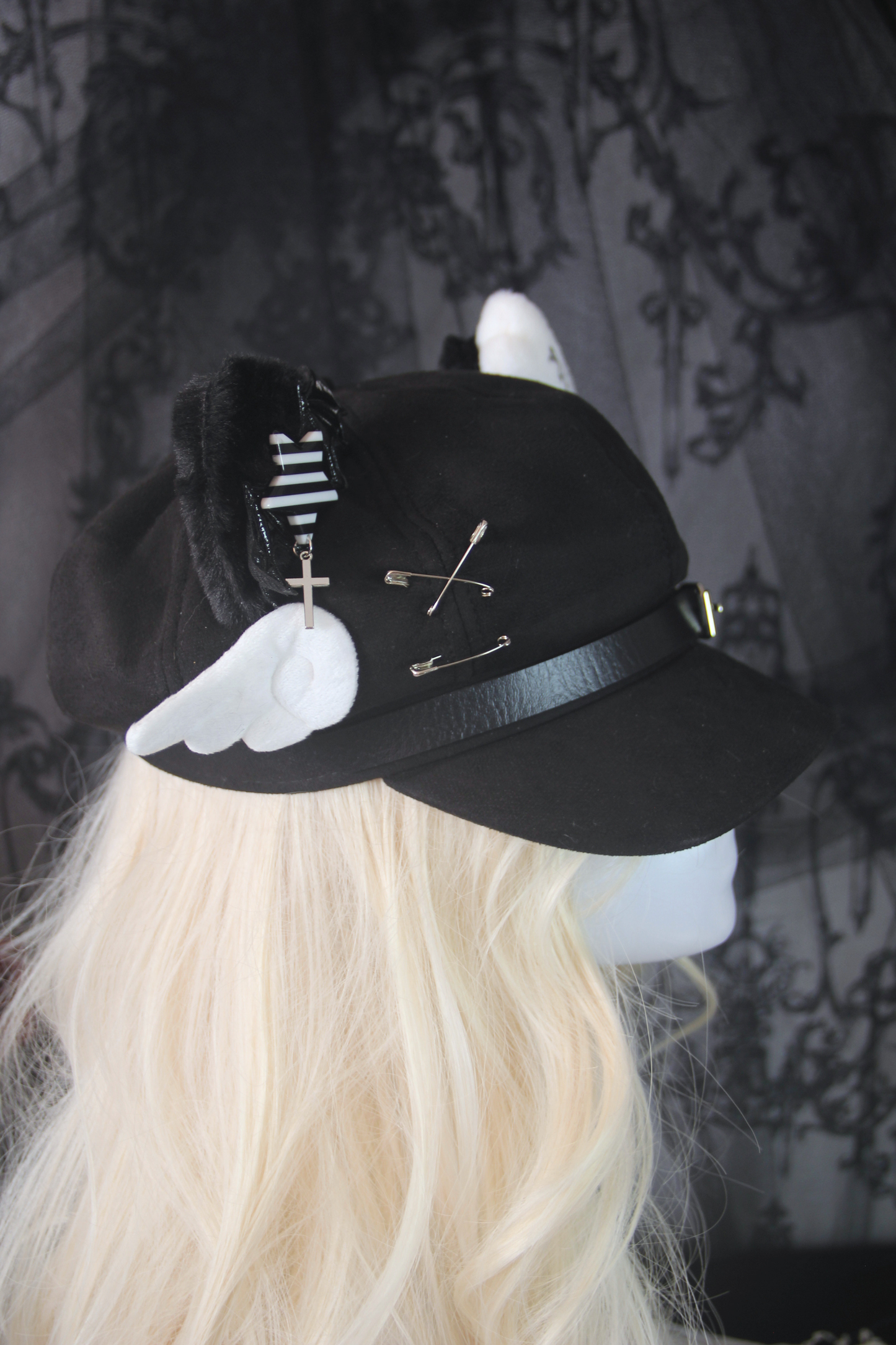 Fallen Angel Cat Cap