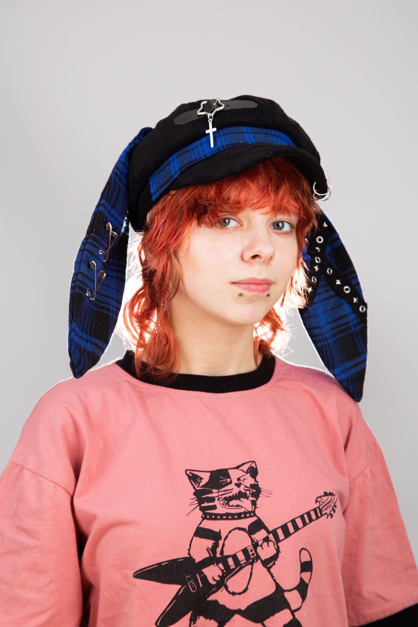 Black Newsboy Cap with Rabbit Ears and Pins